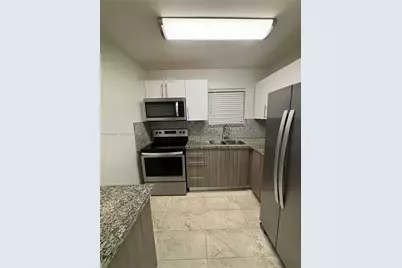7470 Miami Lakes Dr #B208, Miami Lakes, FL 33014 - Photo 5