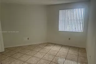 6272 NW 186th St, Hialeah, FL 33015 - Photo 17