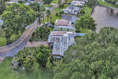 6408 NW 72nd Ave, Tamarac, FL 33321 - Photo 57