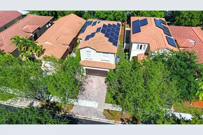 977 NE 37th Pl, Homestead, FL 33033 - Photo 3