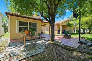 977 NE 37th Pl, Homestead, FL 33033 - Photo 29
