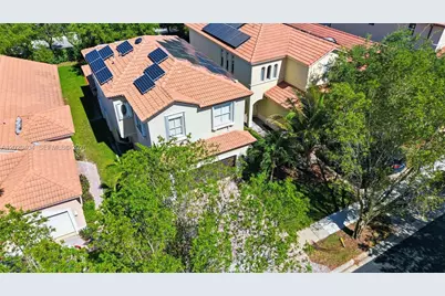 977 NE 37th Pl, Homestead, FL 33033 - Photo 5