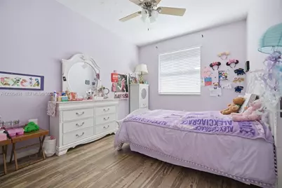 977 NE 37th Pl, Homestead, FL 33033 - Photo 13