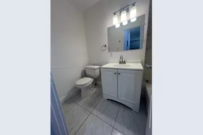 820 Euclid Ave #303, Miami Beach, FL 33139 - Photo 7