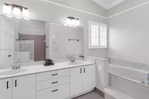 321 NW 193rd Ave, Pembroke Pines, FL 33029 - Photo 33