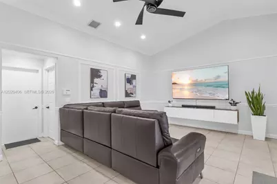 321 NW 193rd Ave, Pembroke Pines, FL 33029 - Photo 21