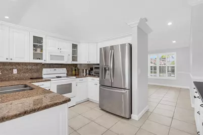321 NW 193rd Ave, Pembroke Pines, FL 33029 - Photo 25