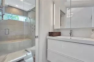 734 Michigan Ave, Miami Beach, FL 33139 - Photo 15