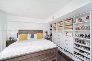 41 SE 5th St, Miami, FL 33131 - Photo 19