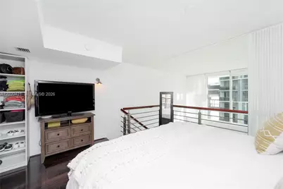 41 SE 5th St #704, Miami, FL 33131 - Photo 15