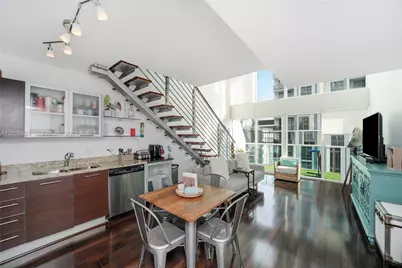 41 SE 5th St #704, Miami, FL 33131 - Photo 3