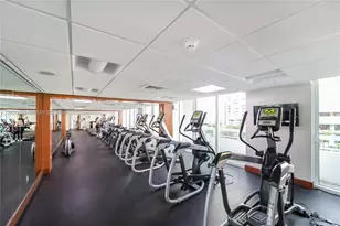 41 SE 5th St, Miami, FL 33131 - Photo 47