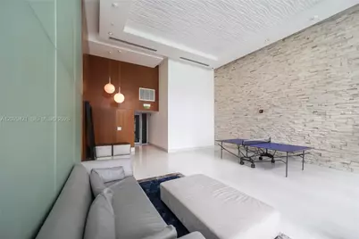 41 SE 5th St #704, Miami, FL 33131 - Photo 29