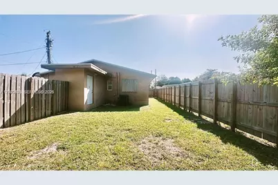 2125 NW 66th St #2, Miami, FL 33147 - Photo 13