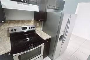 2125 NW 66th St, Miami, FL 33147 - Photo 9