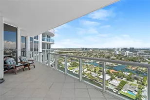 21200 Point Pl, Aventura, FL 33180 - Photo 17