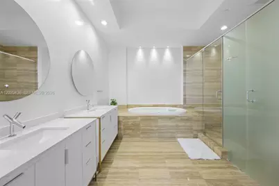 15901 Collins Ave #4103, Sunny Isles Beach, FL 33160 - Photo 21