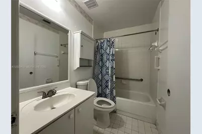 7420 W 20th Ave #446, Hialeah, FL 33016 - Photo 21