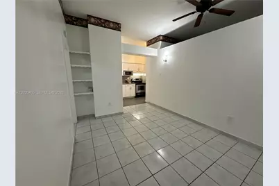 7420 W 20th Ave #446, Hialeah, FL 33016 - Photo 9