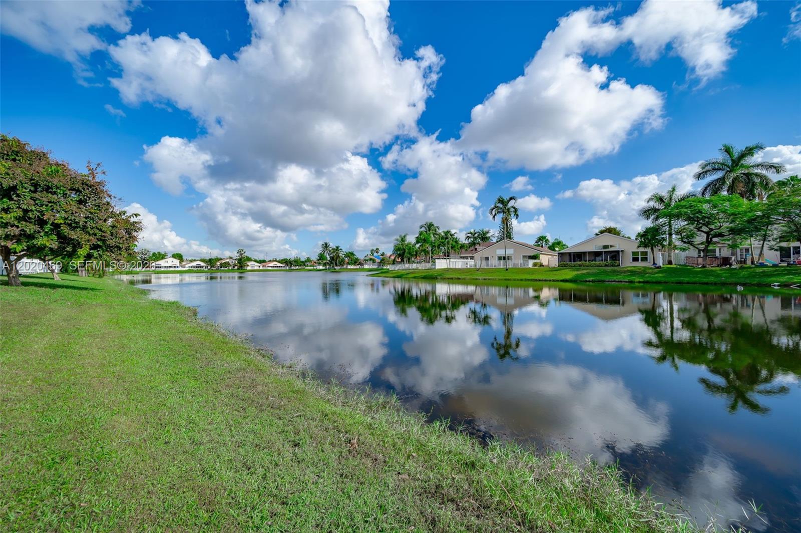 5032 SW 34th Terrace - 5032 SW 34th Terrace, Hollywood, FL 33312 Luxury Property | Jose Angel Pina
