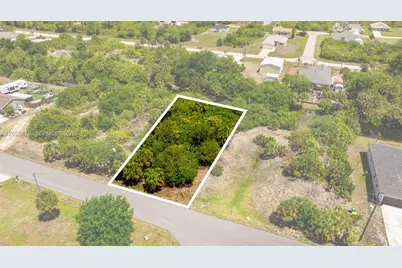 12132 Xavier Avenue, Port Charlotte, FL 33981 - Photo 5