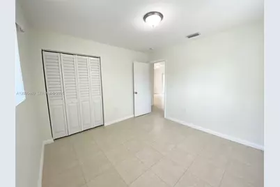 1121 NW 4  St, Miami, FL 33128 - Photo 13