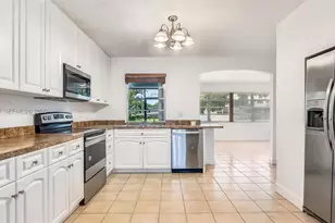 500 NW 96th Terrace, Pembroke Pines, FL 33024 - Photo 3