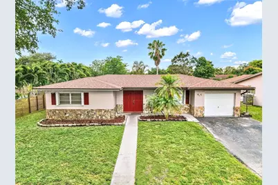 500 NW 96th Ter, Pembroke Pines, FL 33024 - Photo 1