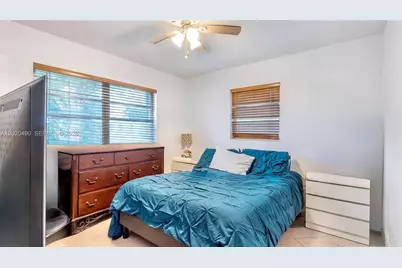 500 NW 96th Ter, Pembroke Pines, FL 33024 - Photo 15