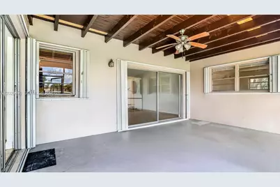 500 NW 96th Ter, Pembroke Pines, FL 33024 - Photo 7
