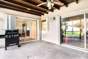500 NW 96th Terrace, Pembroke Pines, FL 33024 - Photo 7