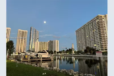 400 Kings Point Dr #811, Sunny Isles Beach, FL 33160 - Photo 13