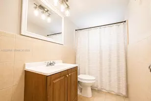 13700 NE 6th Ave, North Miami, FL 33161 - Photo 11
