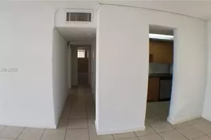 13700 NE 6th Ave, North Miami, FL 33161 - Photo 19