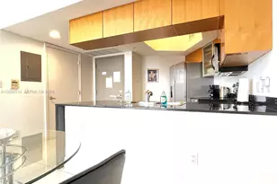 1750 N Bayshore Dr, Miami, FL 33132 - Photo 15
