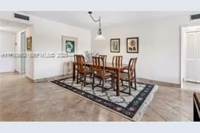 3800 Oaks Clubhouse Dr #307, Pompano Beach, FL 33069 - Photo 13