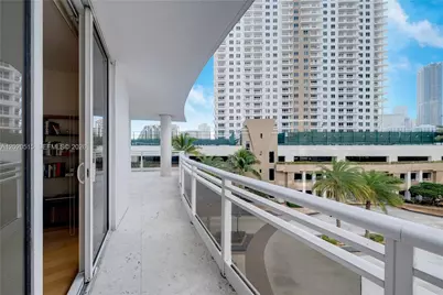 901 Brickell Key Blvd #609, Miami, FL 33131 - Photo 13