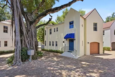 2917 Jackson Ave #6, Miami, FL 33133 - Photo 1