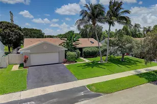 1070 Cedar Creek Way, Davie, FL 33325 - Photo 35