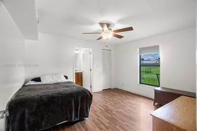 1070 Cedar Creek Way, Davie, FL 33325 - Photo 25