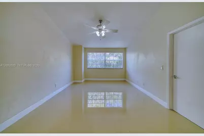 18326 NW 68th Ave #H, Hialeah, FL 33015 - Photo 5
