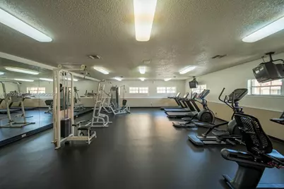 18326 NW 68th Ave #H, Hialeah, FL 33015 - Photo 37