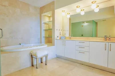 450 Alton Rd #2810, Miami Beach, FL 33139 - Photo 13
