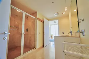 450 Alton Rd, Miami Beach, FL 33139 - Photo 17