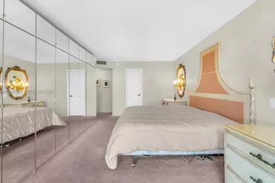 1000 Quayside Ter #701, Miami, FL 33138 - Photo 19