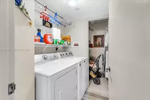 1000 Quayside Terrace, Miami, FL 33138 - Photo 37