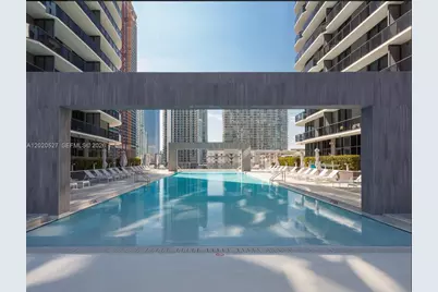 45 SW 9th St #2105, Miami, FL 33130 - Photo 23