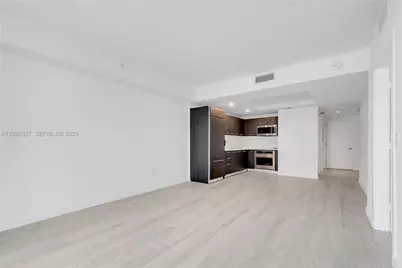 45 SW 9th St #2105, Miami, FL 33130 - Photo 7