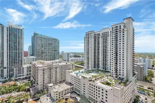 45 SW 9th St, Miami, FL 33130 - Photo 19