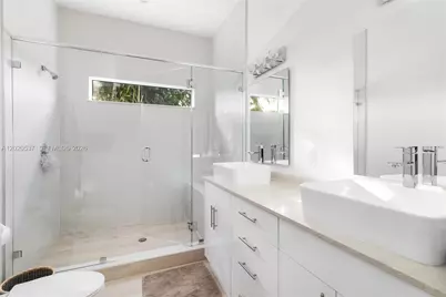 3362 SW 23rd Ter #3362, Miami, FL 33145 - Photo 11